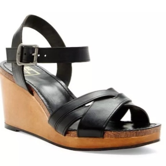 Frye Shoes - New Frye women wedges size 11